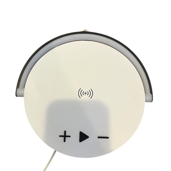 3 Purpose Phone Charger/Bluetooth Speaker/Nightlight - Picture 2 of 11